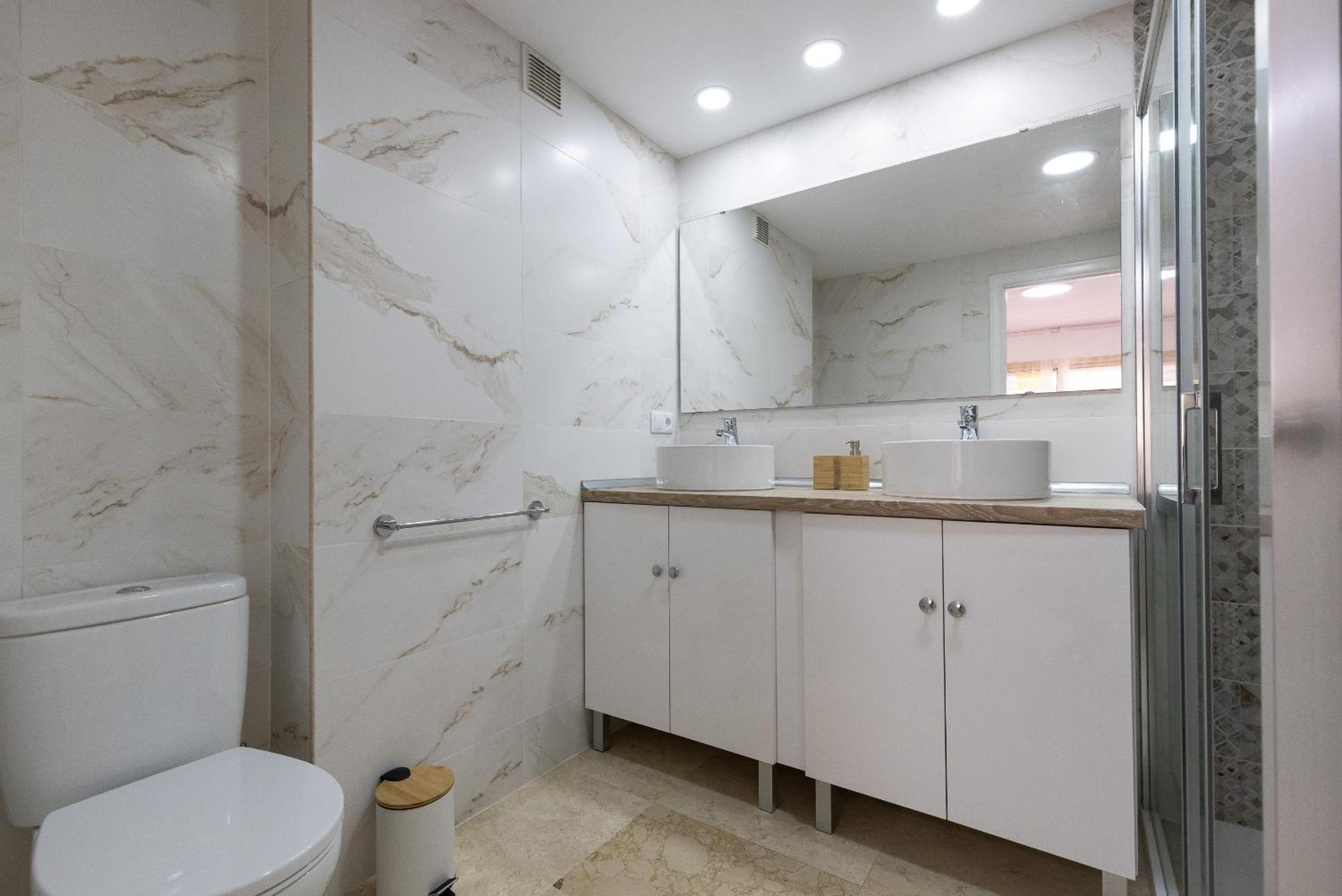 Uhc Michelangelo Apartments Salou Rum bild