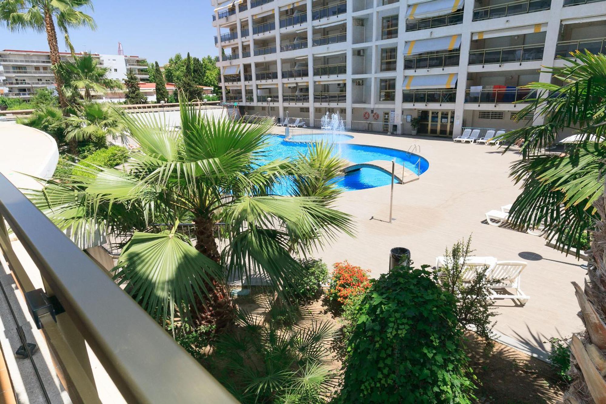 Uhc Michelangelo Apartments Salou Rum bild